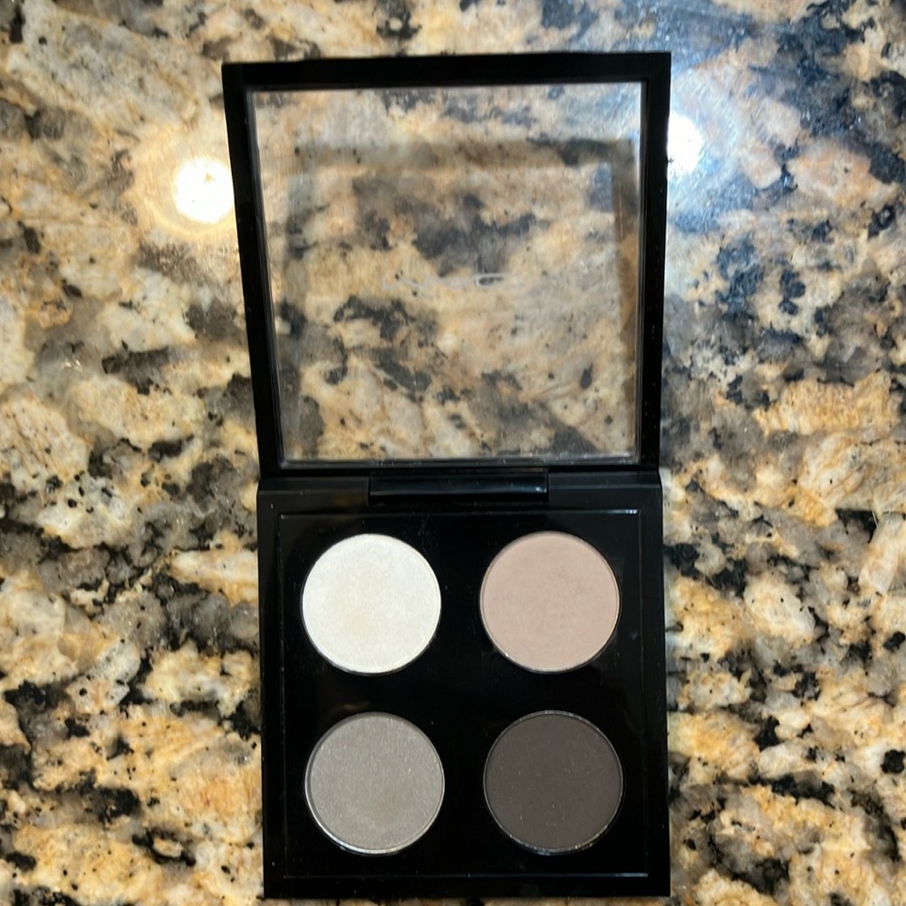 MAC Cosmetics all women eyeshadow palette